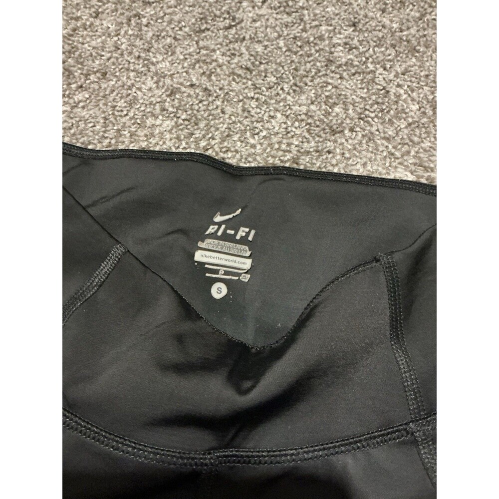 Size S Nike Dri-Fit  Women’s Cropped Capri Leggings Black - Picture 2 of 3